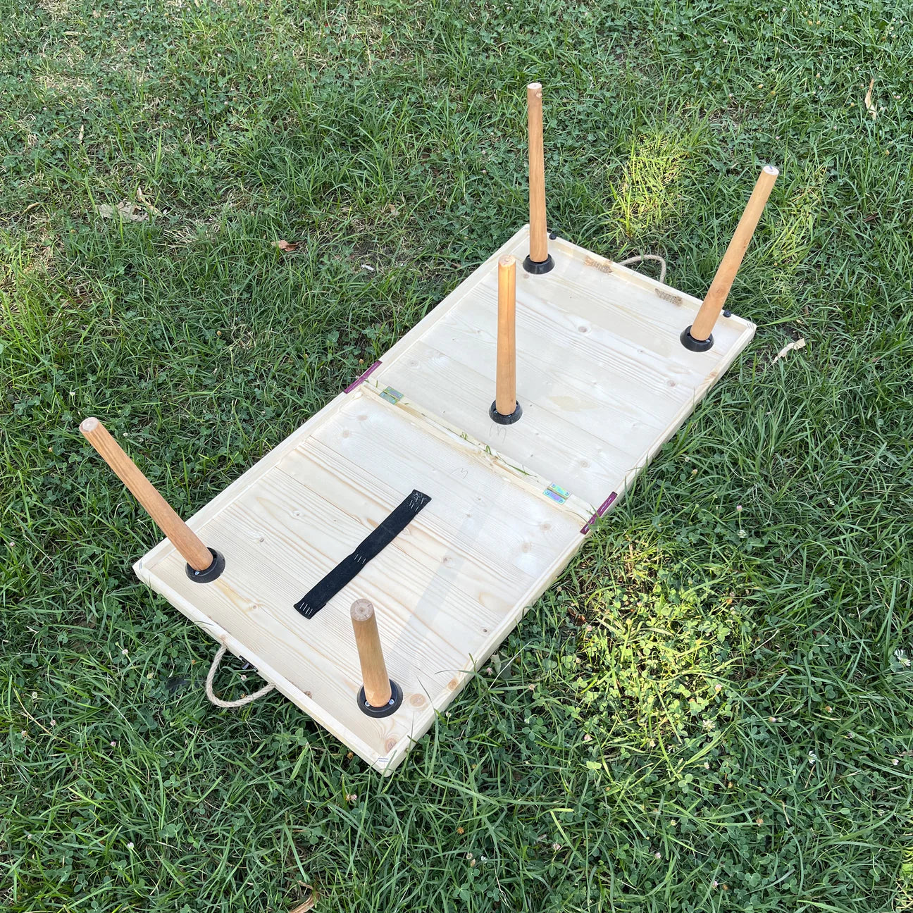Trail Table Collection | Round-Legs