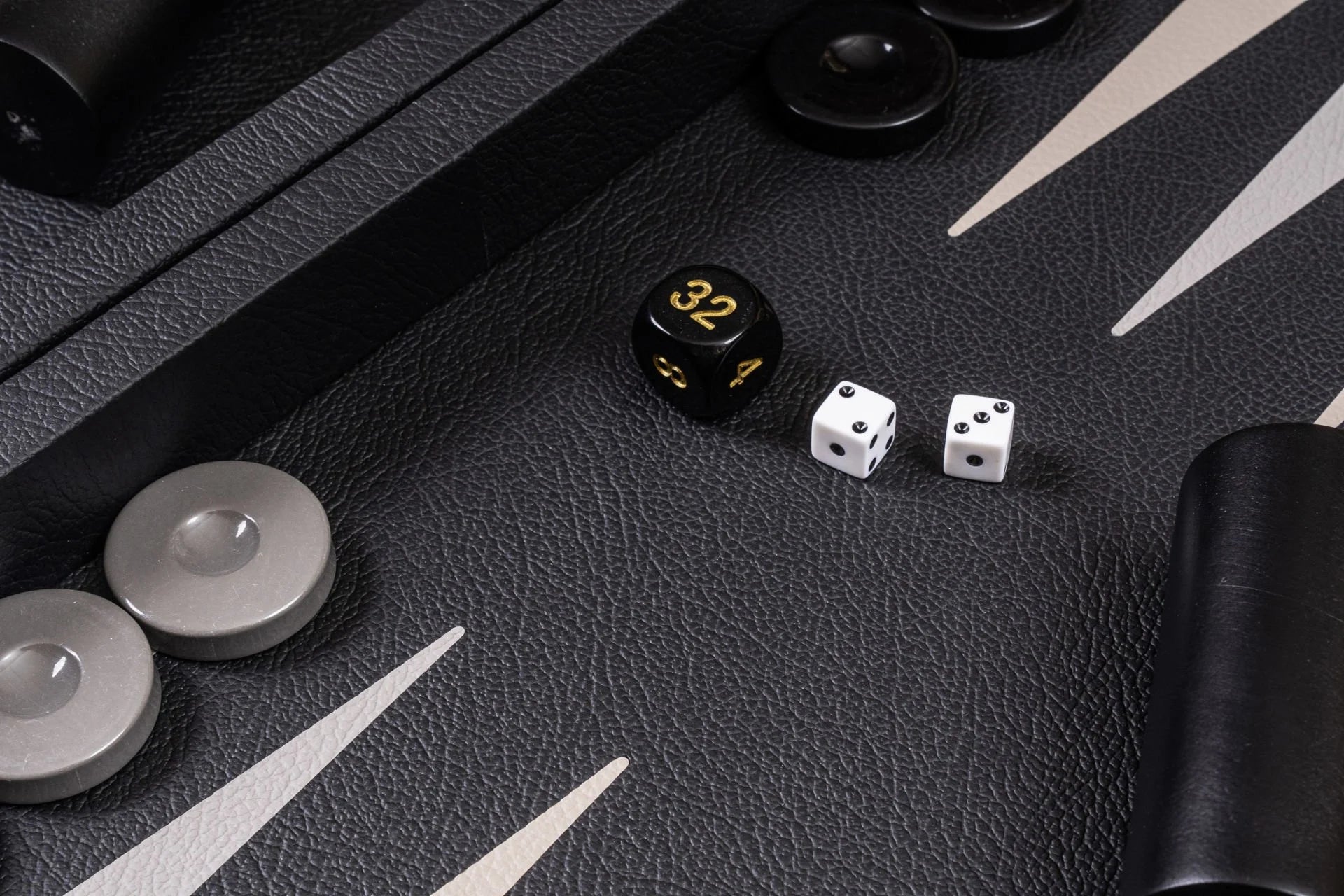 Luxury Backgammoun Set (Black)