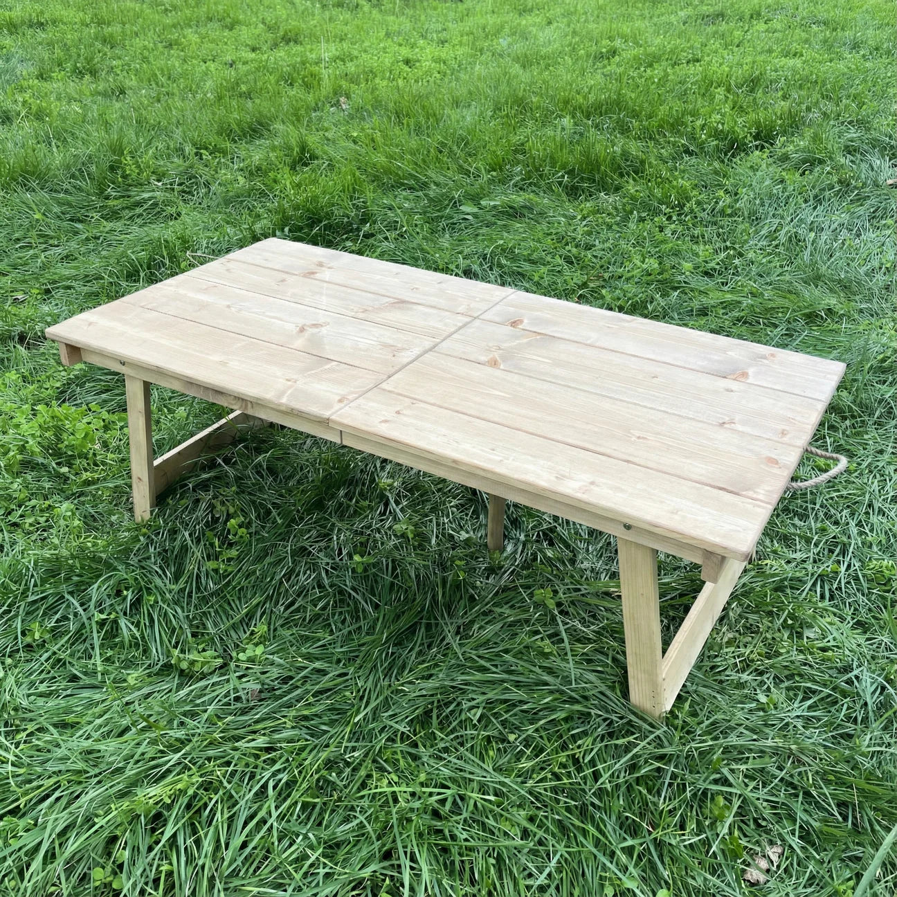 Trail Table Collection | Built-in Legs